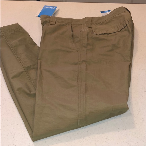Columbia men’s modern classic khaki - Picture 1 of 4